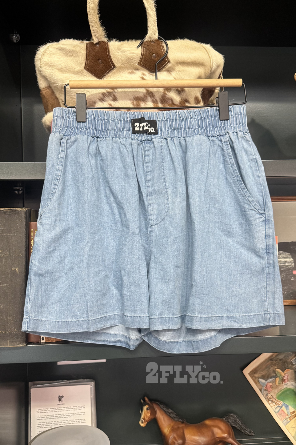 DENIM DALLY SHORTS *LIGHT