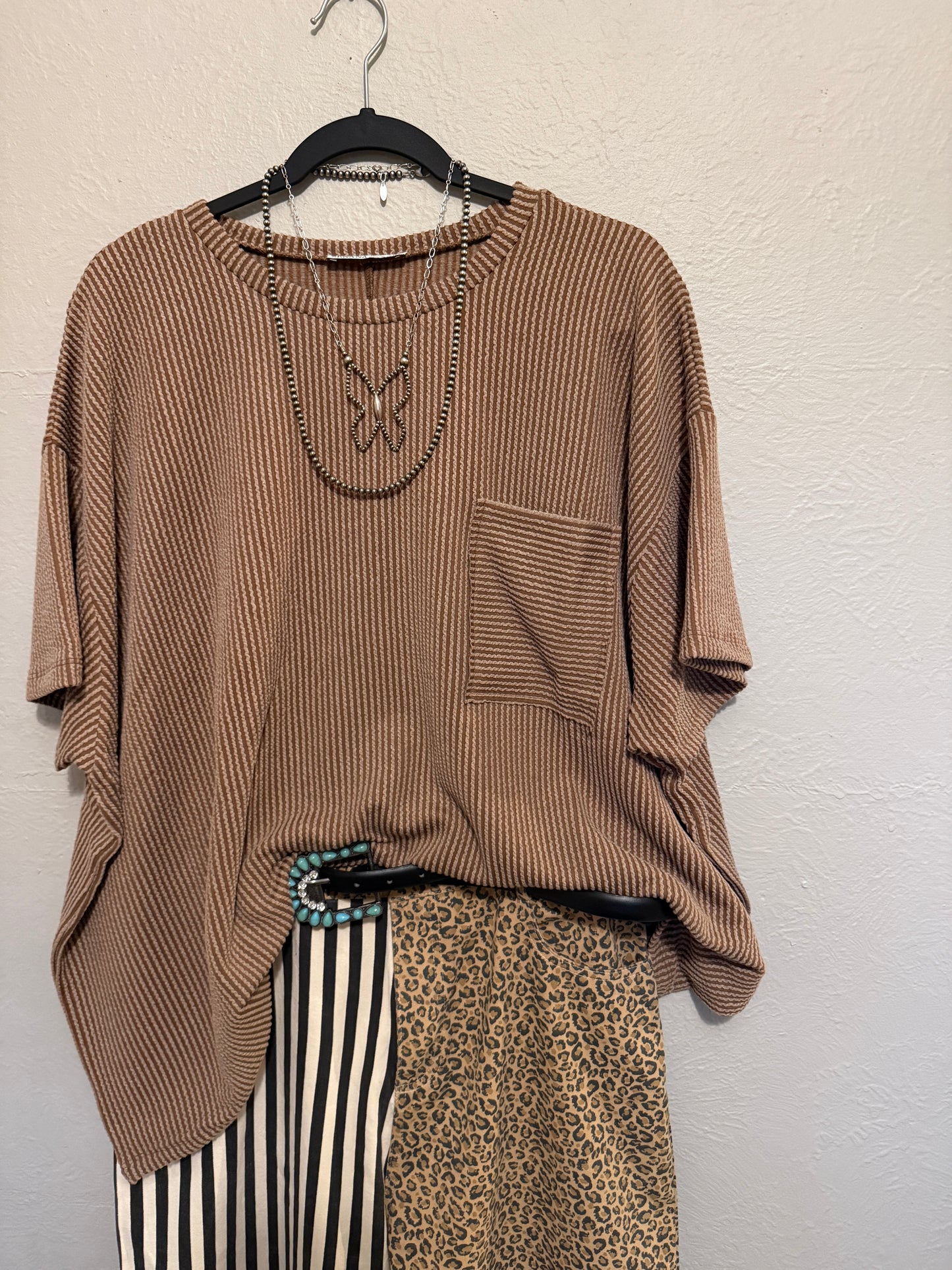 Curvy Everyday Ribbed Pocket Top
